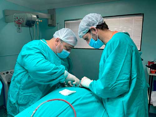 medicos cirujanos especialistas en columna vertebral zona oeste